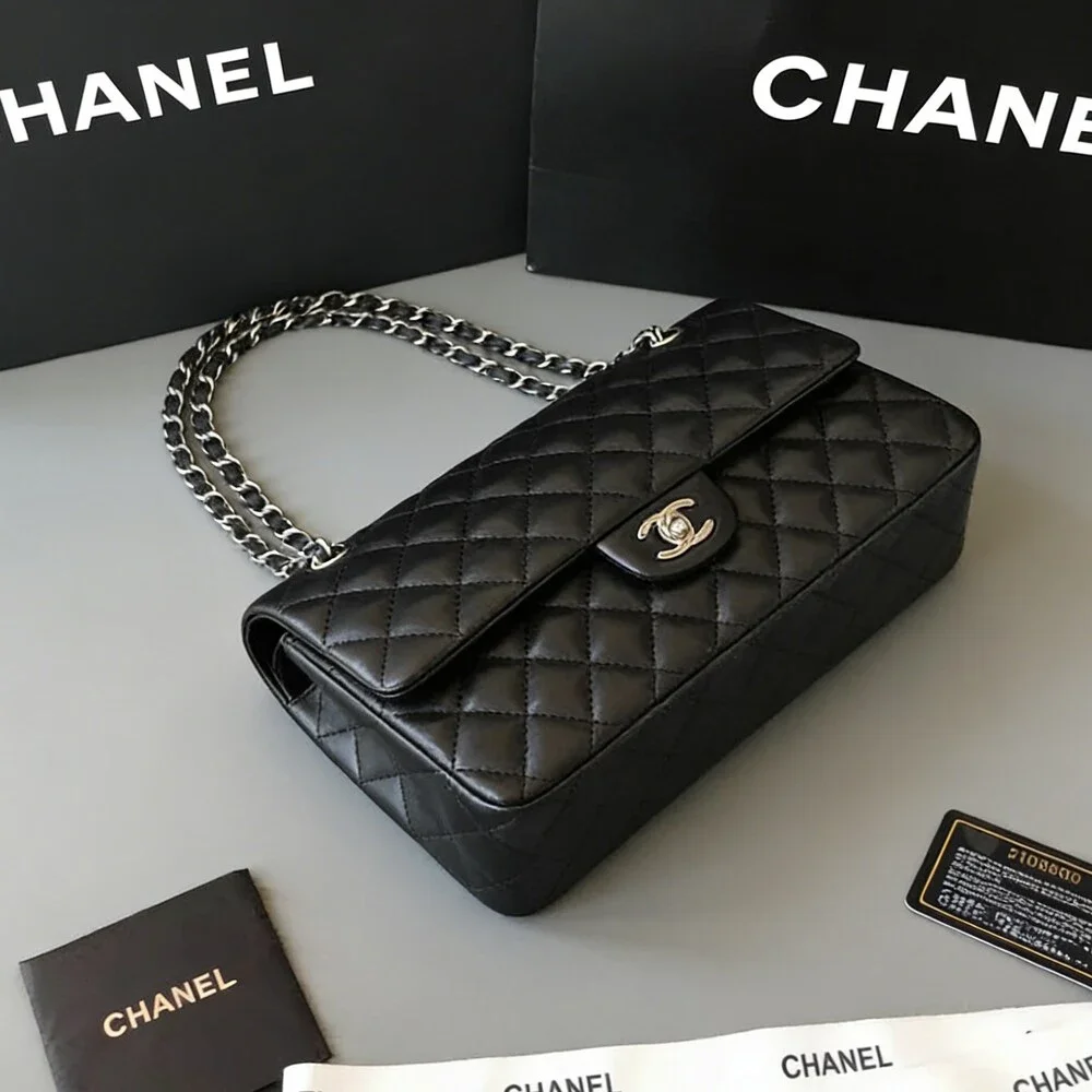 Chanel Classic Flap Medium in Quilted